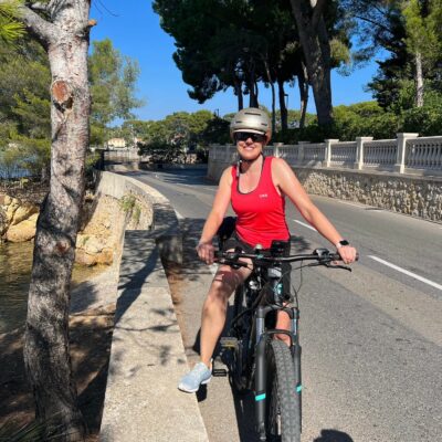 Committee member Jenni Donnellan